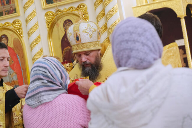 В день памяти священномученика Ефрема Селенгинского  епископ Николай совершил  Божественную литургию