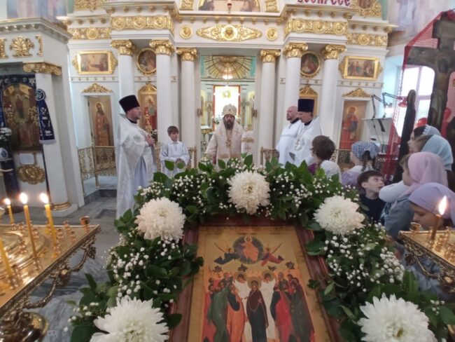 В праздник Вознесения Господня епископ Николай совершил божественную литургию в  г.Балашиха