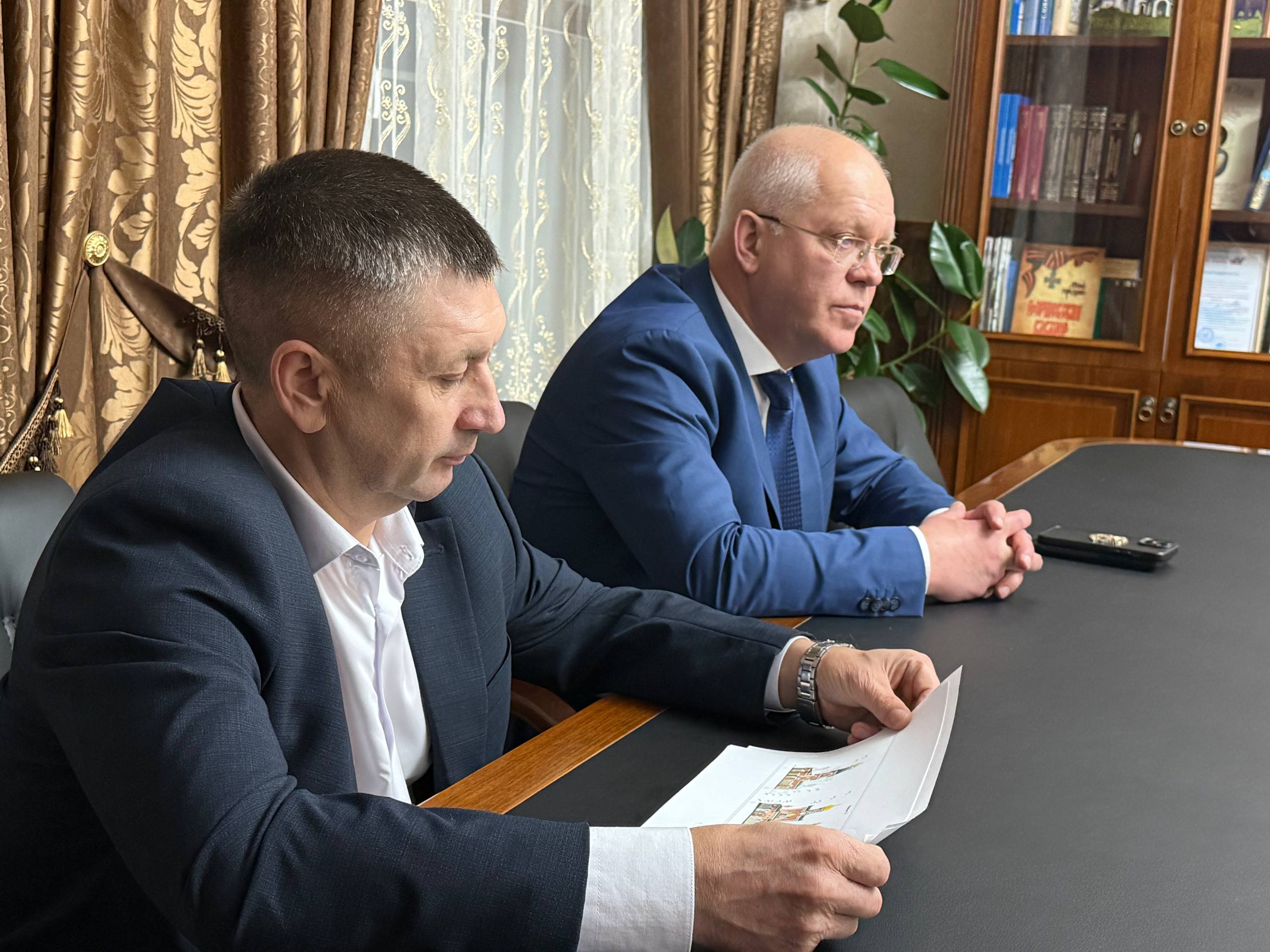 photo_5222158681632345368_w