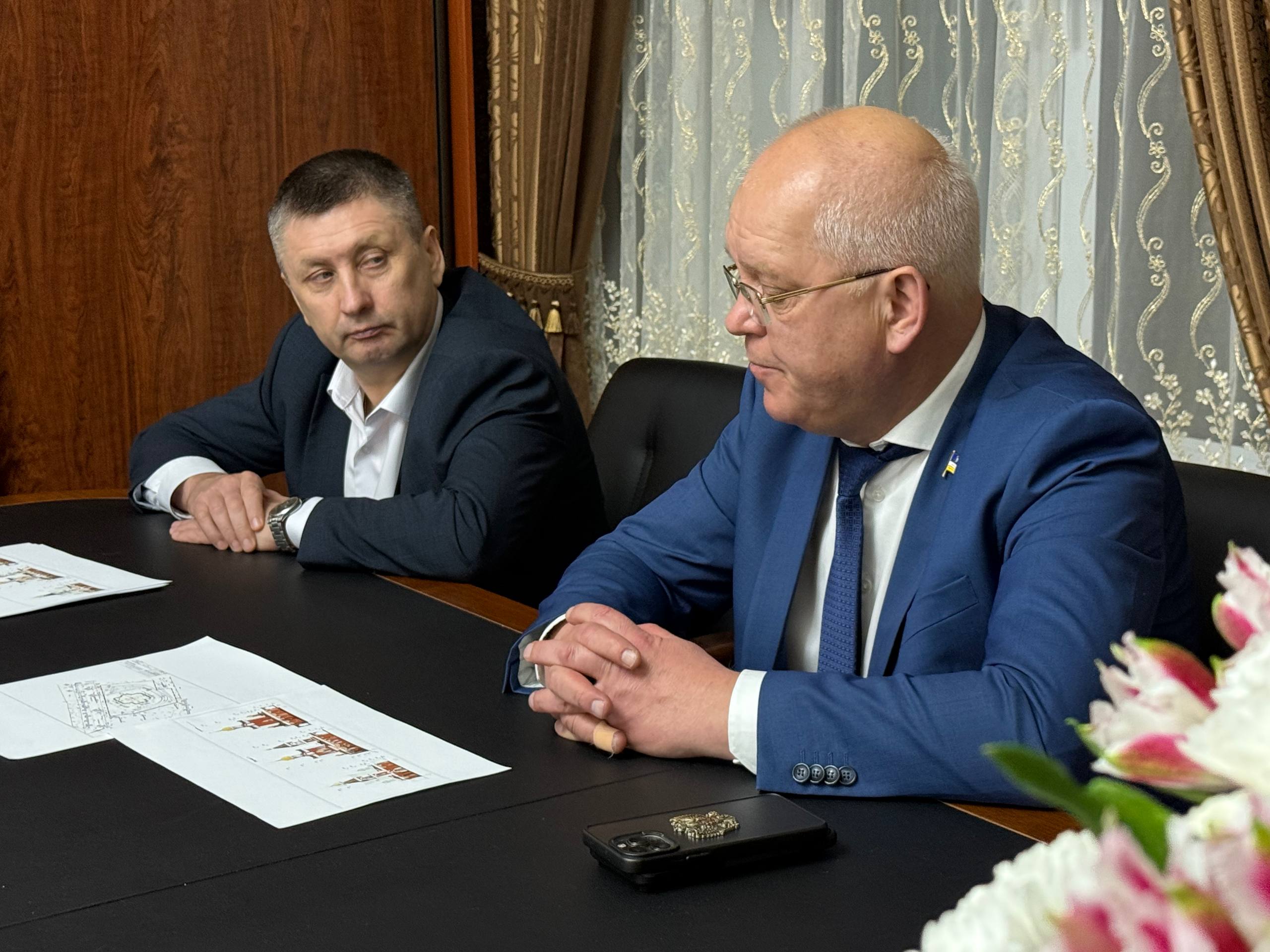 photo_5222158681632345409_w