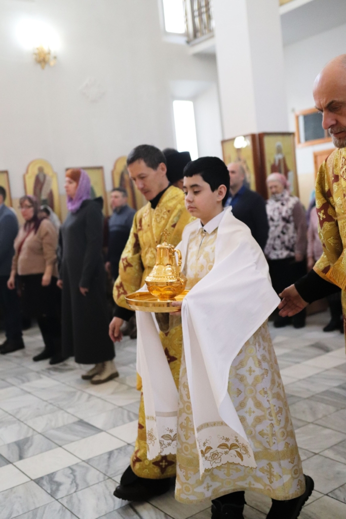 photo_5828856587815161034_w